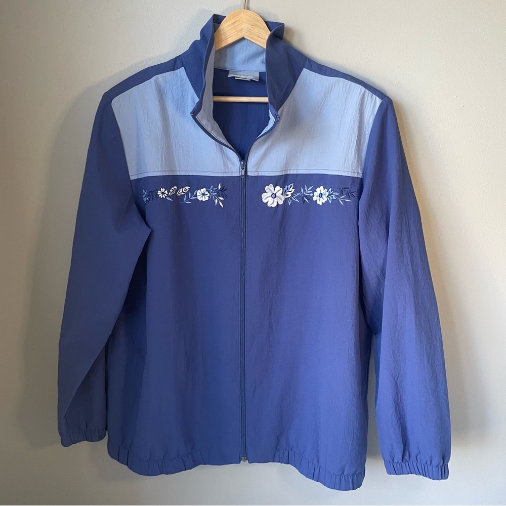 Vintage Blair Blue Floral Embroidered Windbreaker -‎ Womens Size Large
